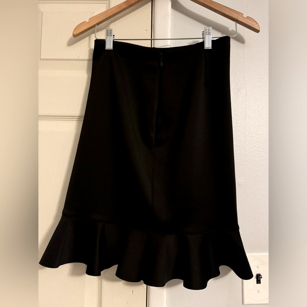 GUESS skirt - SIZE 0